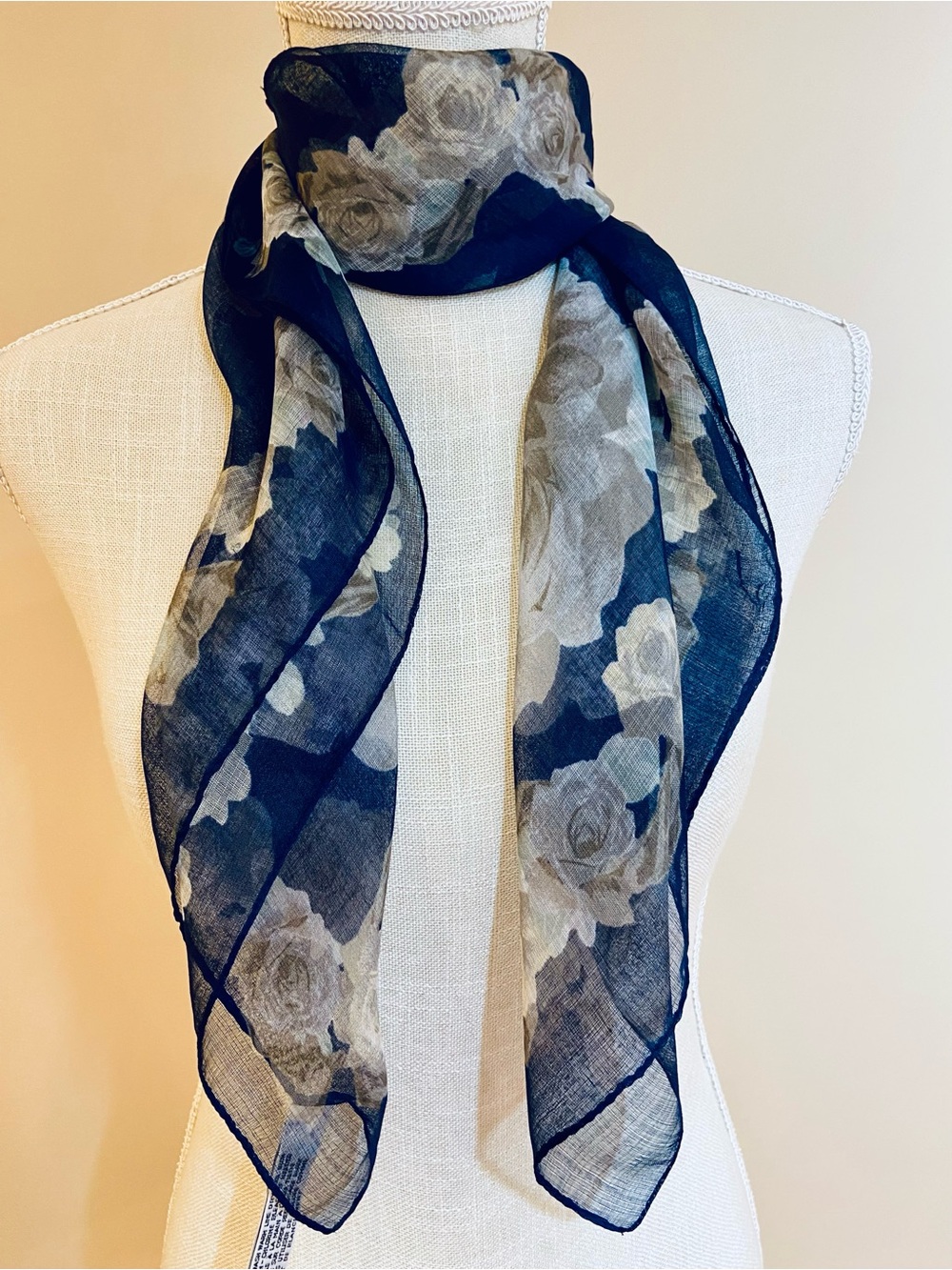 Vera Neumann Mede in Italy Vintage 70s/80s Scarf Navy Blue Grey White Cream Rose